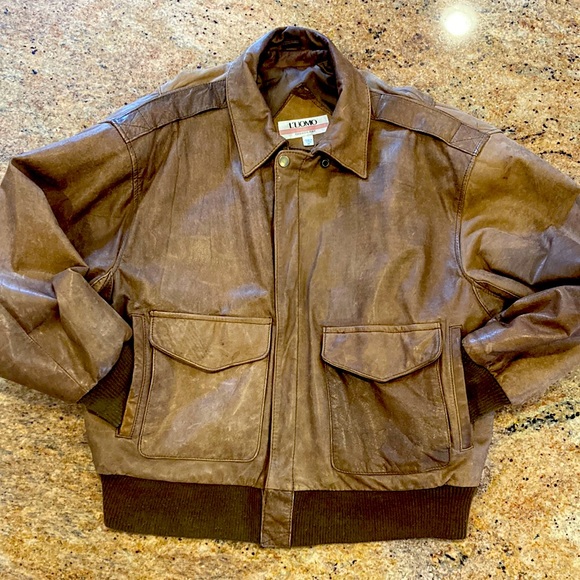 Vintage leather jacket - Picture 1 of 7
